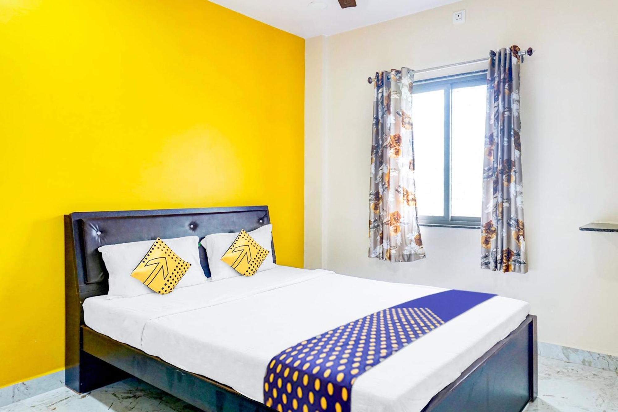Spot On Hotel Shree Samarth Lodging Kolhapur Exterior foto