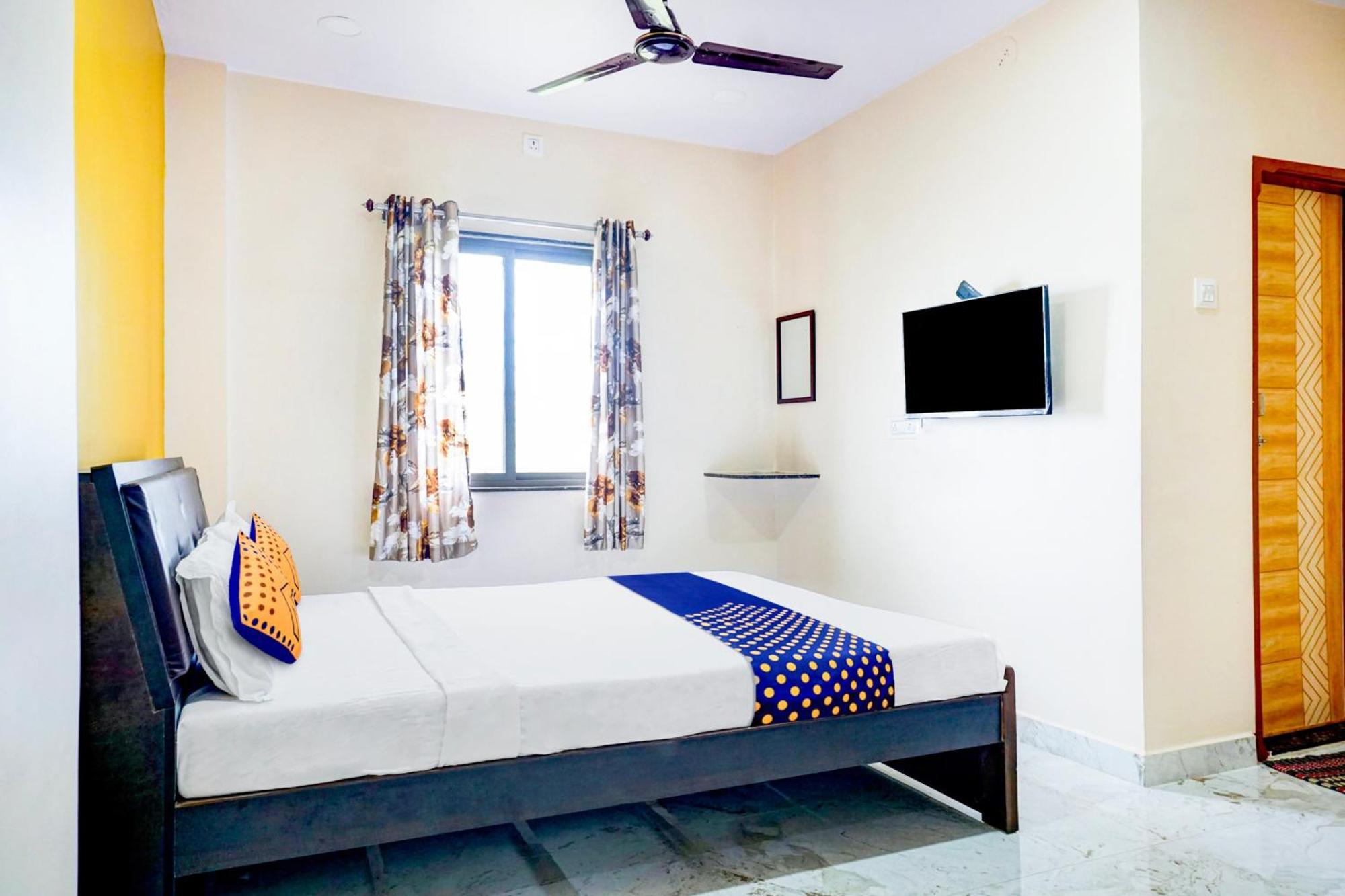Spot On Hotel Shree Samarth Lodging Kolhapur Exterior foto